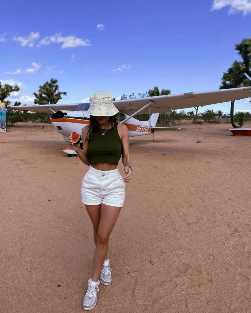 Lana Rhoades Kimdir - 1