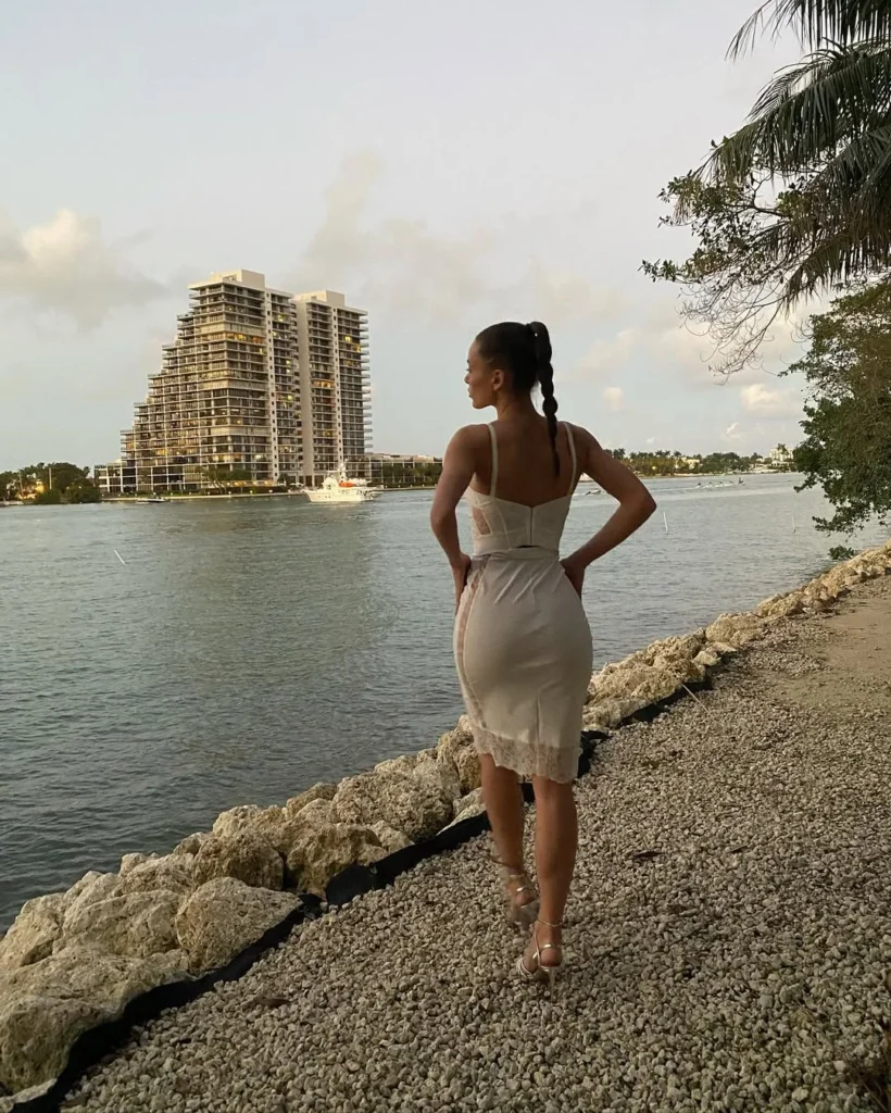 Lana Rhoades Kimdir - 2