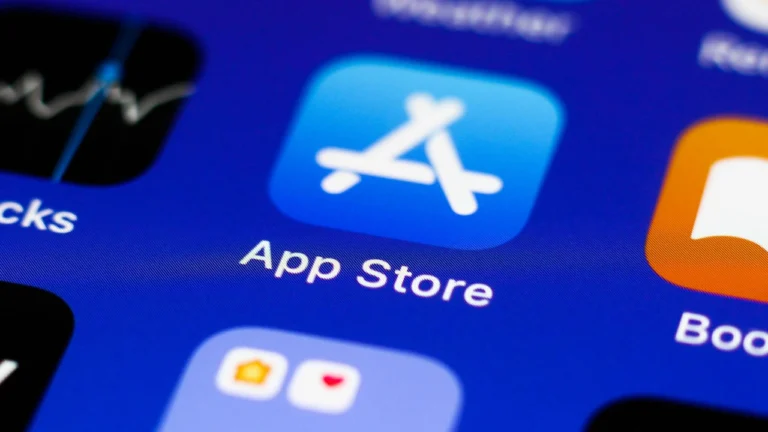 Apple App Store Yaş Sonu Uygulamasını Başlatıyor