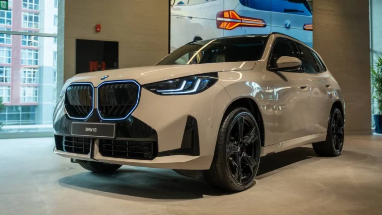 BMW iX3 Türkiye’de birinci defa sahneye çıktı!