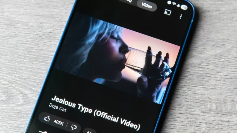 YouTube Music’e Yapay Zeka Geldi: Sesinizle Çalma Listesi Oluşturun