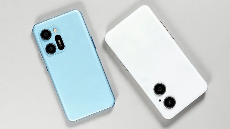 Vivo Y600i'nin buz mavisi ve inci beyazı arka panelleri; kamera adasında iki büyük lens var. (Temsili görsel)